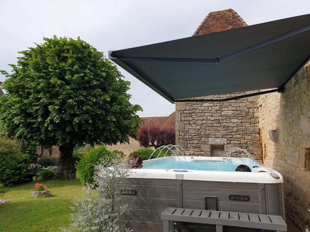 La Maison Haute Nailhac Bagian luar foto